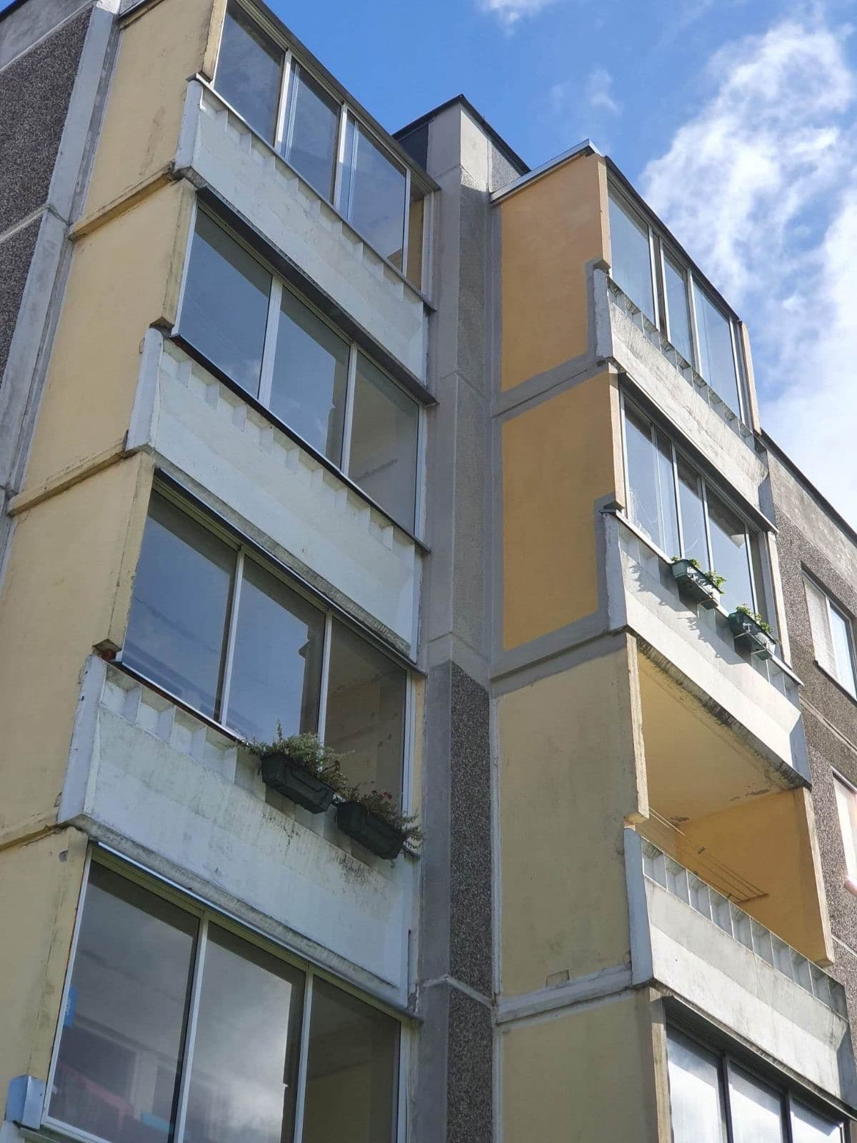 Fasadų tinkavimas ir dažymas – Kaunas